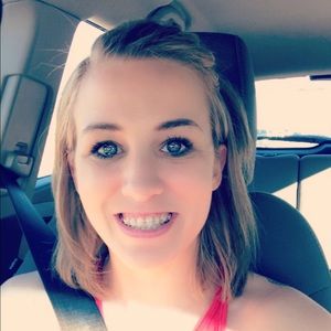 Meet your Posher, Ashlee